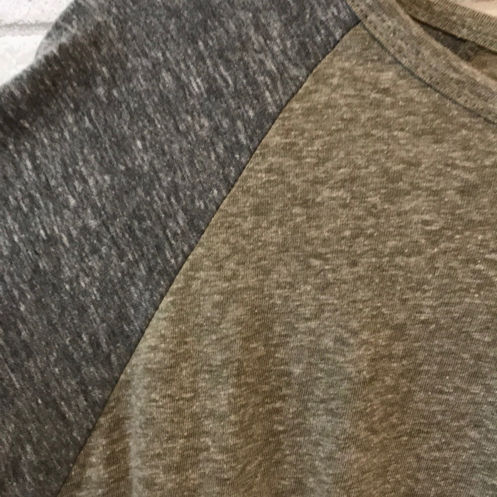 LuLaRoe Randy Tee - Picture 2 of 5